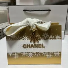 CHANEL シャネル　ギフトボックス　チャーム　ホリデー　クリスマス