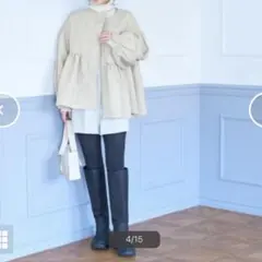 coca 上品エンボス ティアード ブルゾン M ベージュのサムネイル