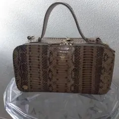 GUAPI COCOA BROWN MINI DUFFLE BAG - メルカリ