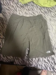 THE NORTH FACE バーサタイルミッド　ショーツ