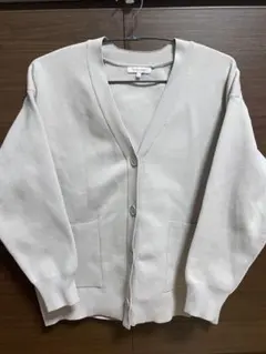 グローバルワーク　Mサイズ ベージュ Vネック カーディガン