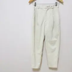 【GUジーユー】ライトコーデュロイタックテーパードパンツ　Sサイズ　ナチュラル