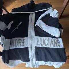 ANDRE LUCIANO フードパーカー ブラック/ホワイトのサムネイル