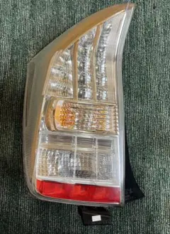 2026年最新】30 プリウス テールランプ純正の人気アイテム - メルカリ