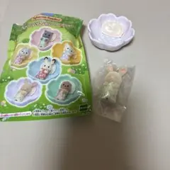 シルバニアファミリー 赤ちゃん&ベッドセットみるくウサギの小さい赤ちゃんアイリス