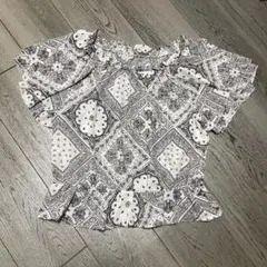 INGNI/ペイズリー柄フリルネック半袖ブラウス/M