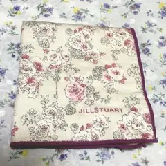 ブランド品 ジルスチュアート 花柄ハンカチ クリーム色 バラ柄 メガネも拭ける