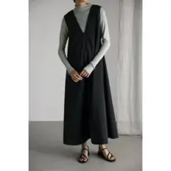 着用数回⭐︎ スタイルミキサー ディープVステッチフレアワンピース　Sサイズ