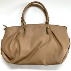 ハンドバッグ　レディース　キャメル　ベージュ　薄い茶色　おしゃれ　合成皮革