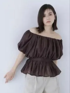 NATURAL BEAUTY BASICバルーンスリーブ ペプラムブラウスのサムネイル
