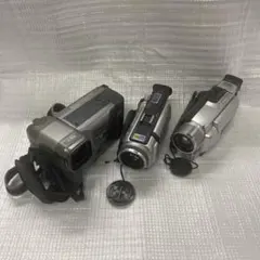ビデオカメラ 本体 3台セット まとめ売りジャンク品本体のみのサムネイル