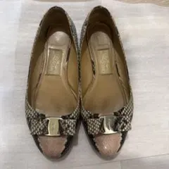 Salvatore Ferragamo パンプス　シューズ