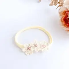 \ひな祭り初節句/3つのお花のベビーヘアバンド【ベビーピンク】お食い初め 100