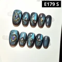 現品ネイルチップ　ショートオーバル　ホロ埋め込みミラー黒ベースマグネット偏光推し