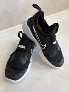 NIKE キッズ スニーカー ブラック　 5C（キッズ）→ 19.5cmのサムネイル