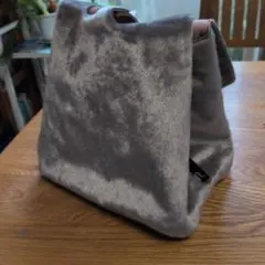 ルートートROOTOTE シルバーバックのサムネイル