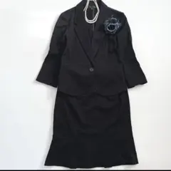 【美品】アンタイトル セットアップ スカート ママスーツ ペプラム 黒 M
