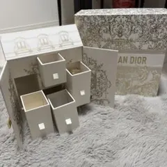 Dior ギフトボックス 4つの引き出し付き
