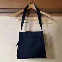 未使用品GUESS ショルダーハンドバッグ