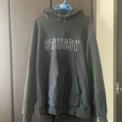 ステューシー♤パーカー　センター刺繍ロゴ　即完売品　ブラックロネコ