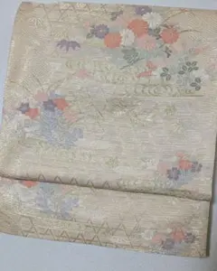 D2◇着物くつろぎ 夏物 流水に花 銀糸 白 菊 六通 正絹 薄物 絽 紗 