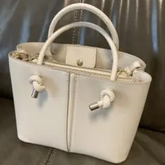 ZARA ショルダーバッグ オフホワイト　 ミニシティバッグのサムネイル