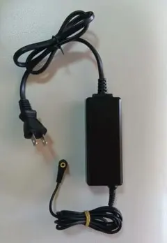 ACアダプター 12V 1.5A