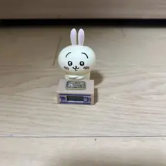ちいかわ うさぎ フィギュア時計