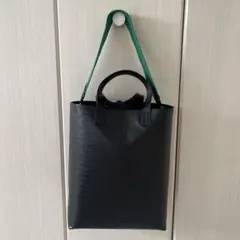 クロコ型押し トートバッグ ブラック H 38.5 cm W 32 cmのサムネイル