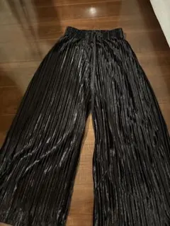 ラメパンツ