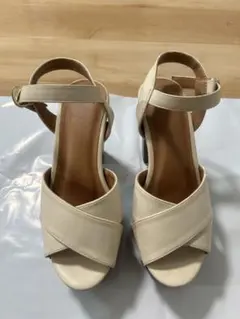 GRL グレイル アイボリー ホワイト ストラップ付き高ヒールサンダル Ｓサイズ