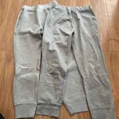 ユニクロ 140サイズ スウェットパンツ・ジョガーパンツ グレー 2点