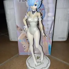 レム バニーガール フィギュア ホワイト