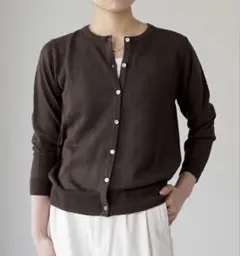 タグ付MAO MADEマオメイド　リネン UVカット カーディガン　チョコレートのサムネイル