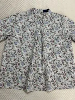 シャワーパーティーリバティ長袖 ブラウス 花柄 ブルー新品値札付き 