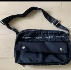 HUNDRED RED ブラックショルダーバッグ