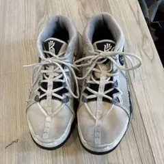 Nike Kyrie 5 ホワイト/ブラック シューズ