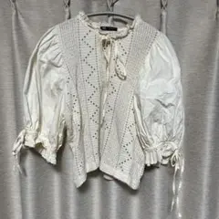 ZARA パフスリーブ　ブラウス