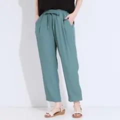 シューラルー【S】イージーテーパードパンツ　グリーン　オフィカジ　お出かけ　春夏