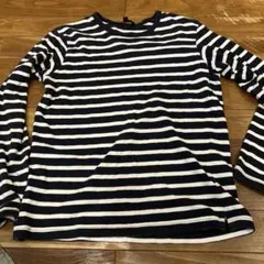 ユニクロ　長袖　T シャツ　ボーダー紺色