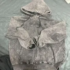 グレー ウォッシュ加工 フード付きパーカー