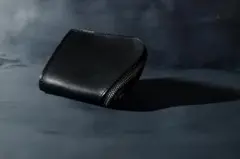 オリジナル] J1 Zip wallet 長財布 ブラック 本革 - メルカリ