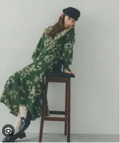 SNIDEL ビッグエンブロイダリーカラープリントワンピース