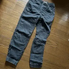 GAP 黒 カジュアルパンツ ゴムウエスト