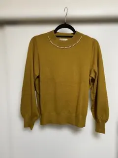 マスタード色 Mサイズ ビーズ装飾 ニットセーター