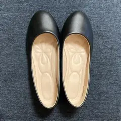 フラットシューズ　パンプス　黒
