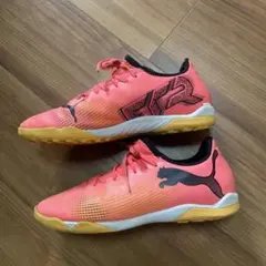 PUMA サッカー　トレーニングシューズ　22.5