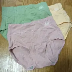 Item thumbnail for item 2991d7f9-ddcd-4b40-99a6-6343af0ad589