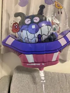 アンパンマンミュージアム　バイキンマン　風船
