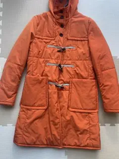 オレンジ ダッフルコート